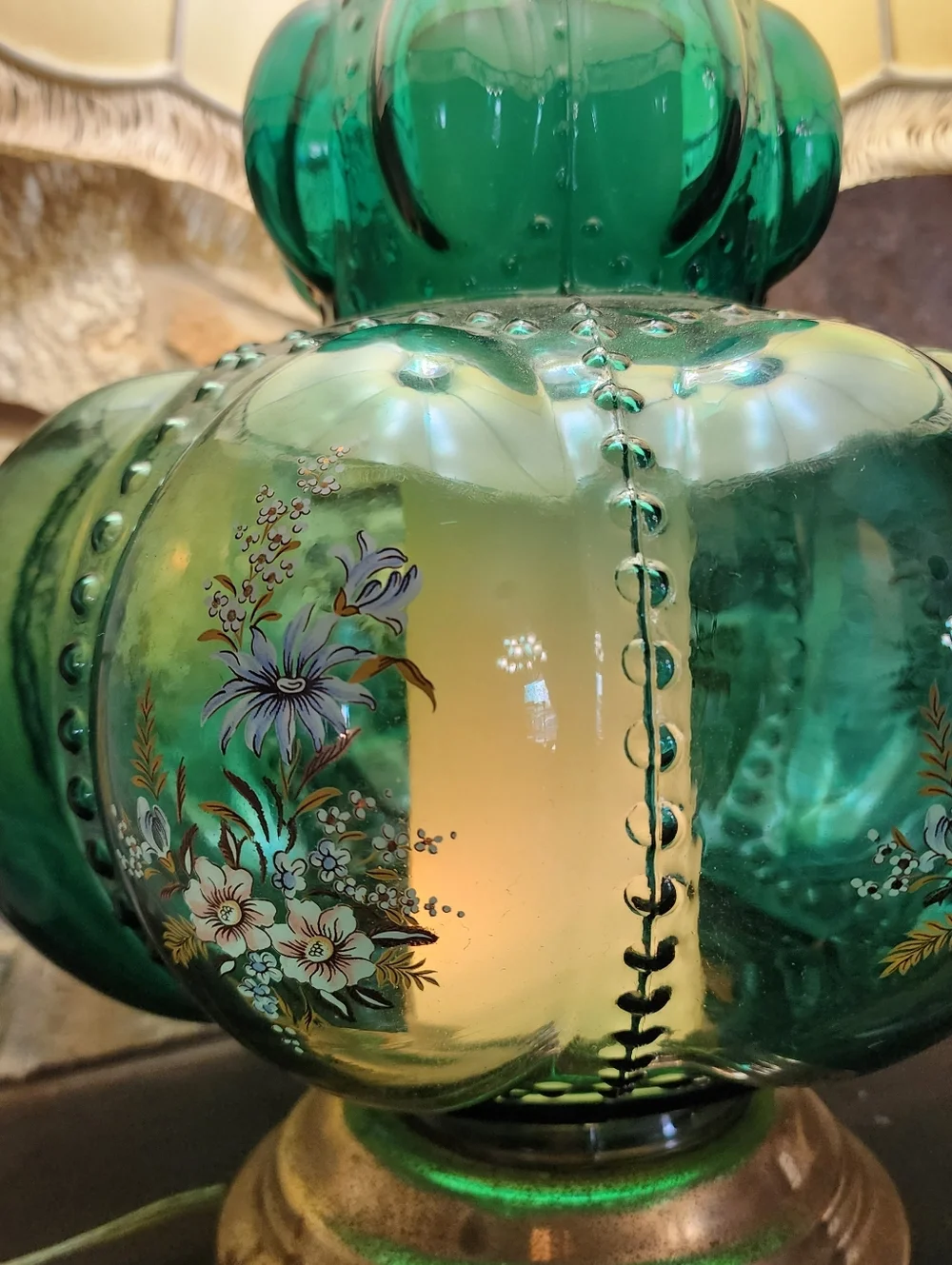 Rare 1940s Emerald Green GWTW Lamp Hand Painted Enamel Dual Light Pristine